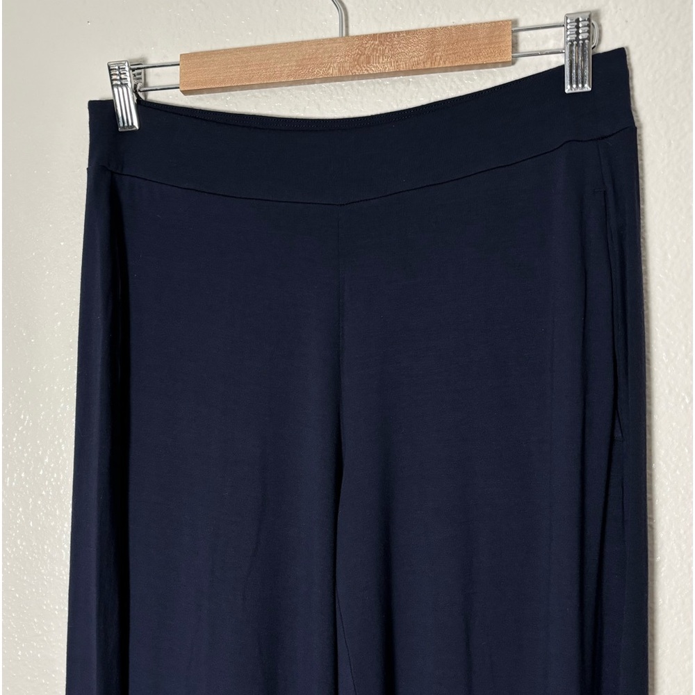 Eileen Fisher Navy Wide Leg Pants 95% viscose 5% Elastane. - Picture 6 of 16